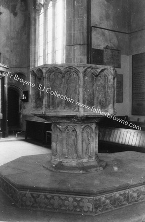 ST MARGARETS FONT